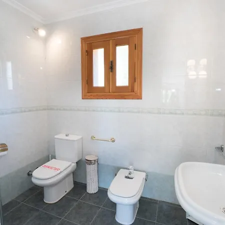 Colina Menyber Vakantiehuis *