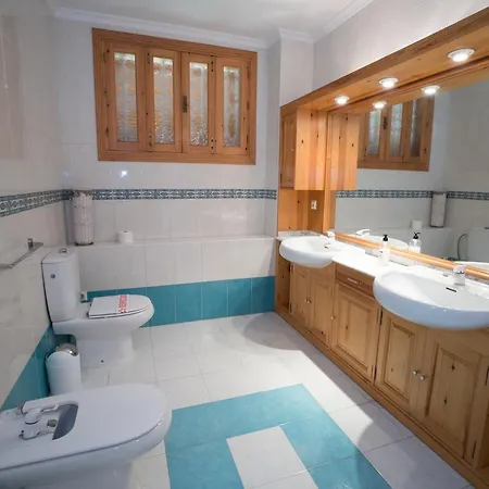 Colina Menyber Vakantiehuis *